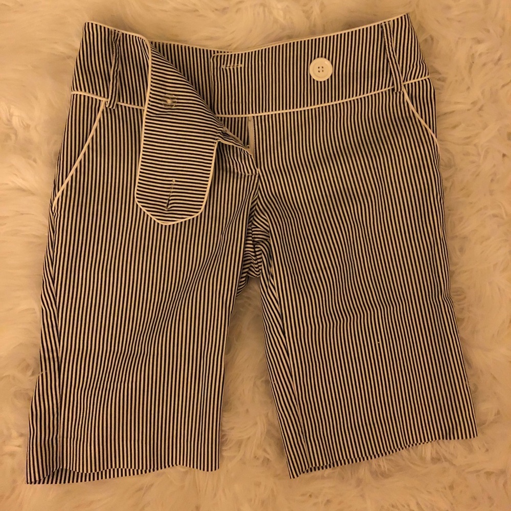 Stripped Black/White Comfy Shorts